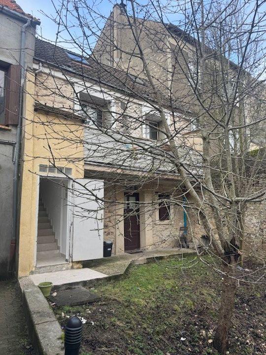 Maison de ville - 70 m² - 3 pièces