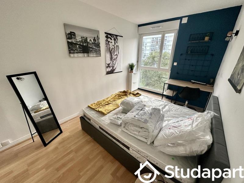 Chambre - 86 m² - 1 pièce