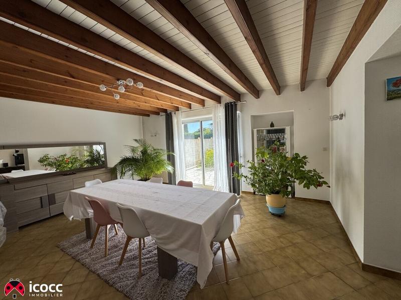 Maison - 196 m² - 6 pièces