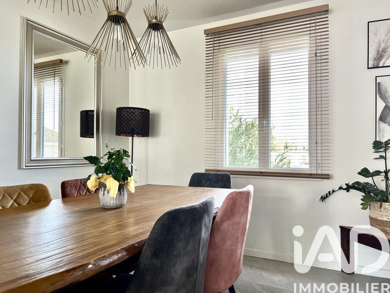 Maison - 121 m² - 6 pièces