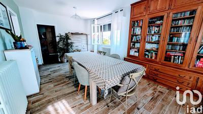 Maison - 199 m² - 7 pièces