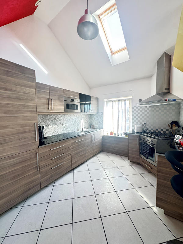 Appartement - 87 m² - 3 pièces