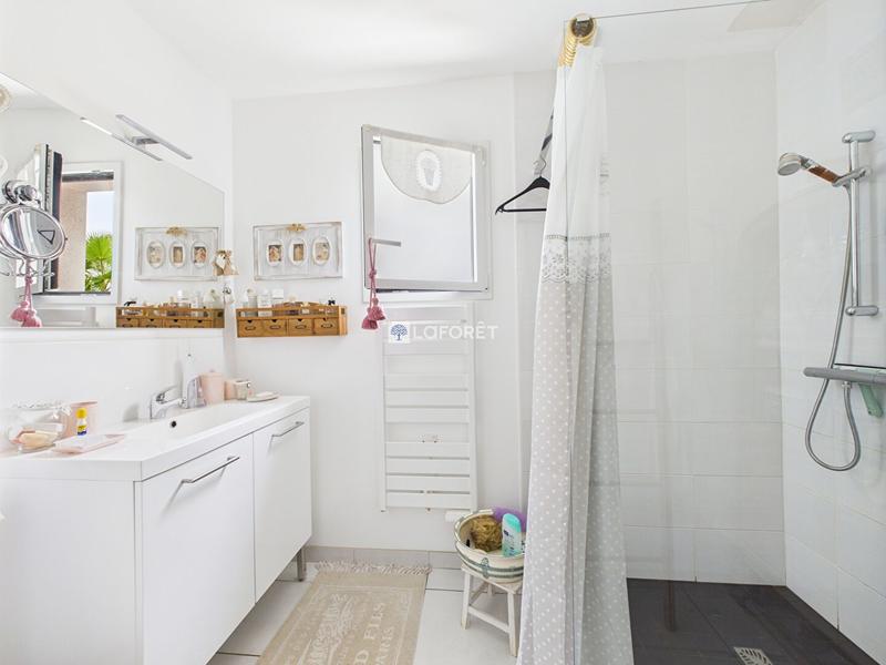 Maison - 101 m² - 5 pièces