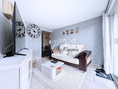 Maison - 87 m² - 5 pièces