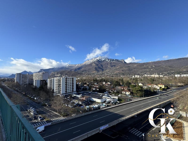 Appartement - 132 m² - 5 pièces