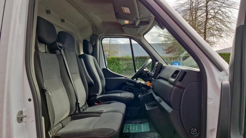 Renault Master Fourgon F3500 L2h2 Energy dCi 150 Grand Confort