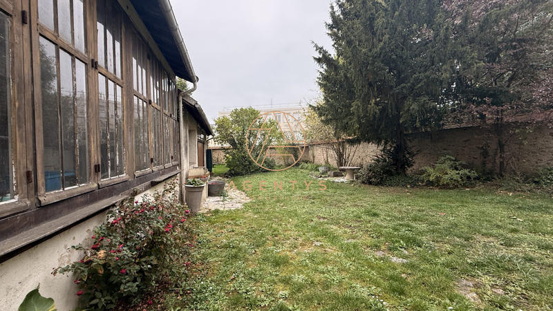 Maison - 157 m² - 8 pièces