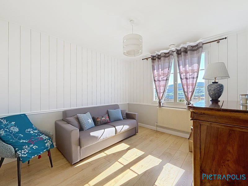 Maison - 85 m² - 5 pièces