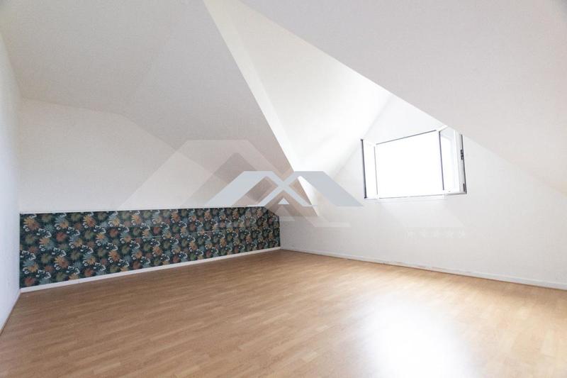 Maison - 115 m² - 4 pièces