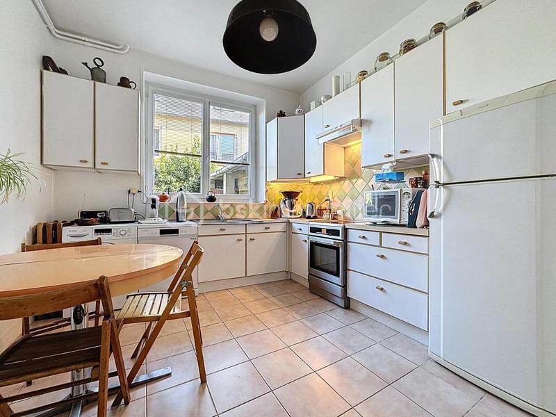 Maison de ville - 214 m² - 9 pièces