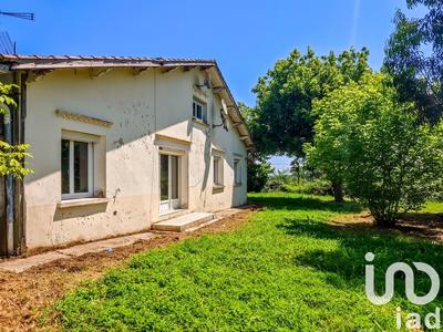 Maison - 220 m² - 10 pièces