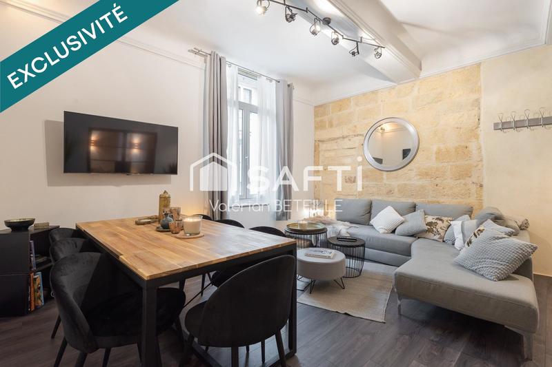 Appartement - 85 m² - 5 pièces