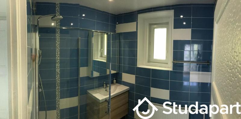 Chambre - 14 m² - 1 pièce