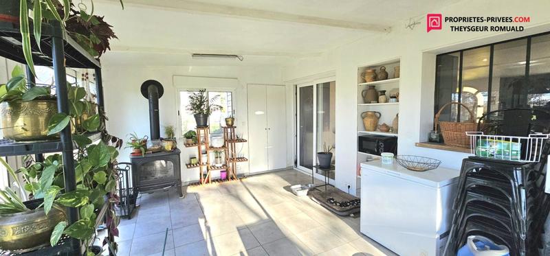 Maison - 140 m² - 5 pièces