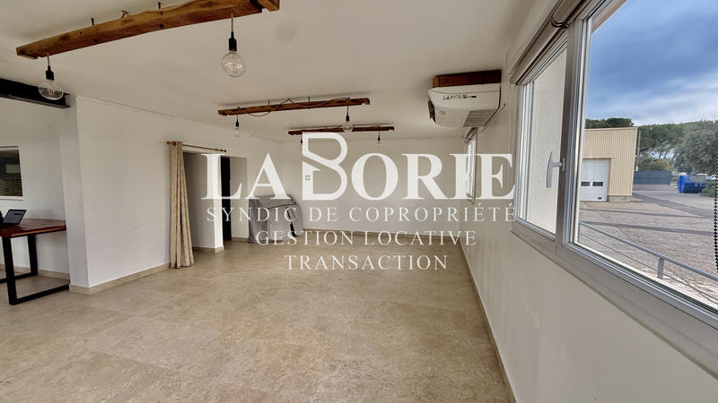 Local d'activités - 80 m²