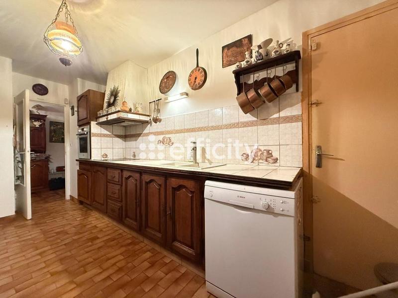 Appartement - 104 m² - 5 pièces