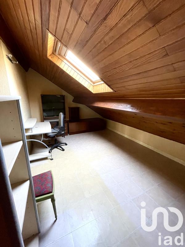 Maison - 158 m² - 8 pièces