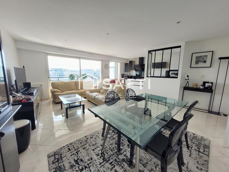 Appartement - 94 m² - 4 pièces