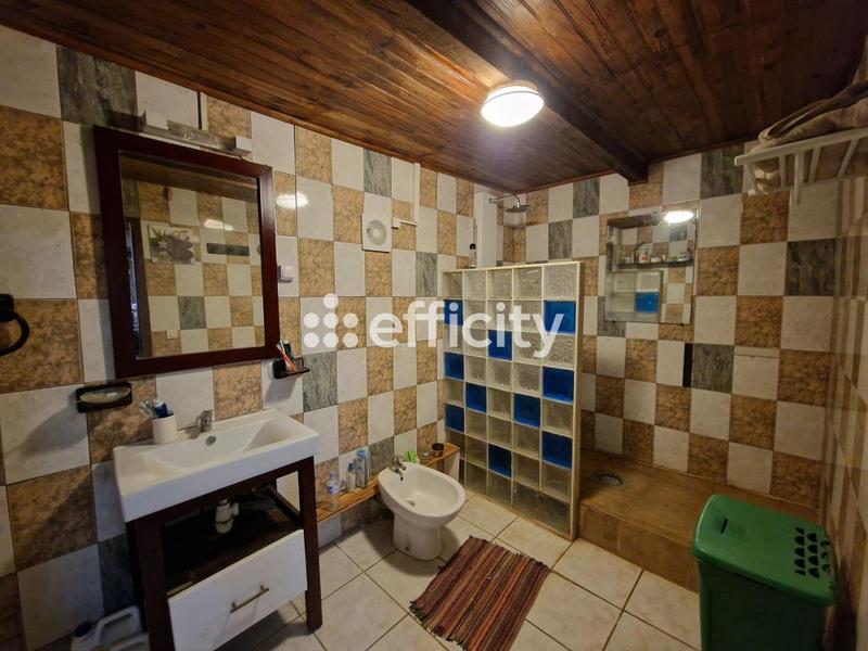 Maison - 147 m² - 7 pièces