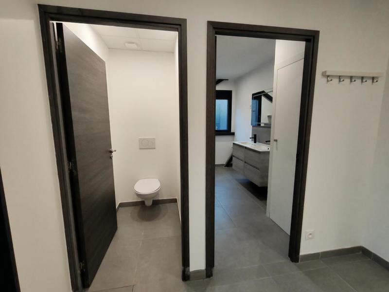 Bureau - 110 m² - 4 pièces