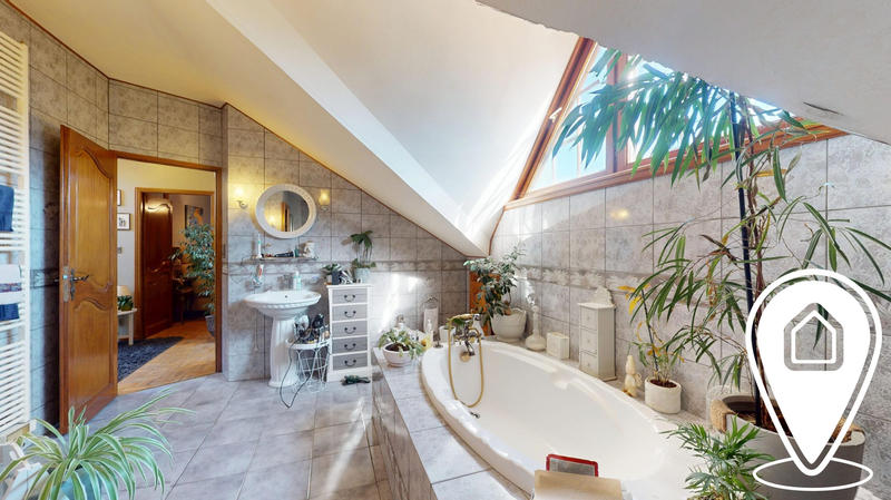 Maison - 162 m² - 6 pièces