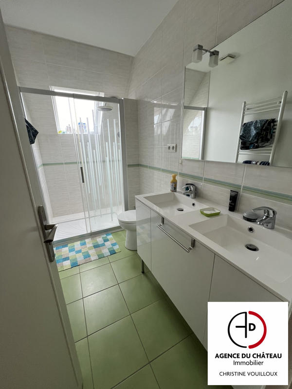 Maison - 166 m² - 7 pièces