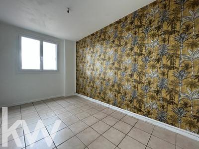 Appartement - 77 m² - 4 pièces