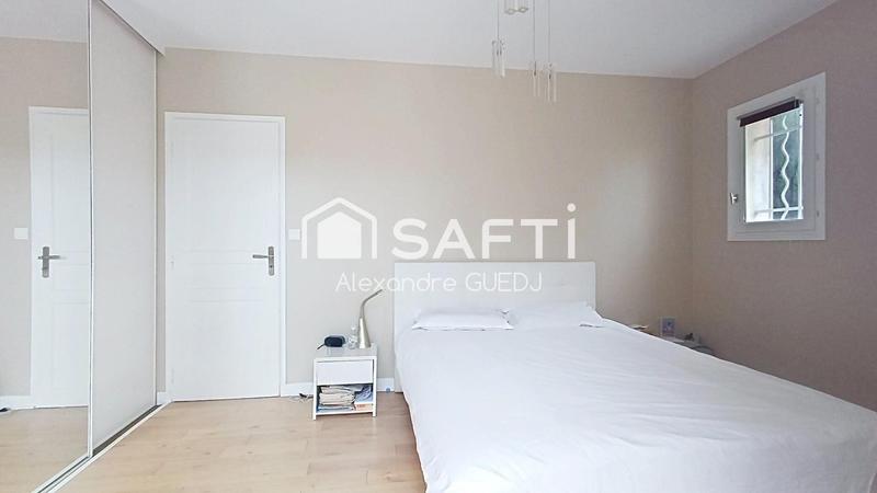 Maison - 204 m² - 8 pièces