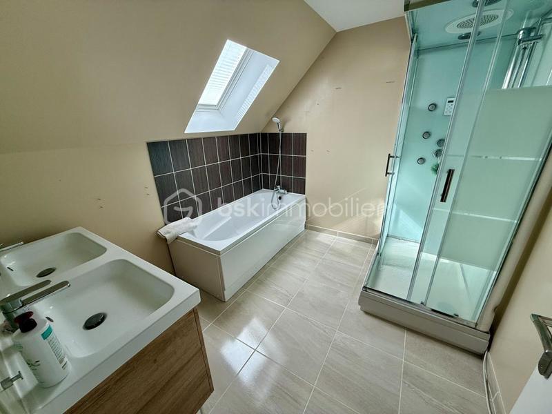 Maison - 132 m² - 6 pièces