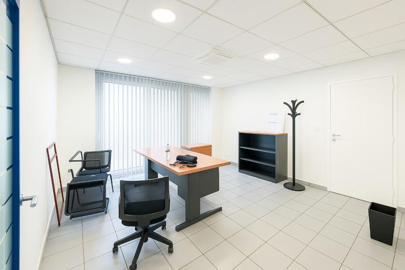 Bureau - 180 m²