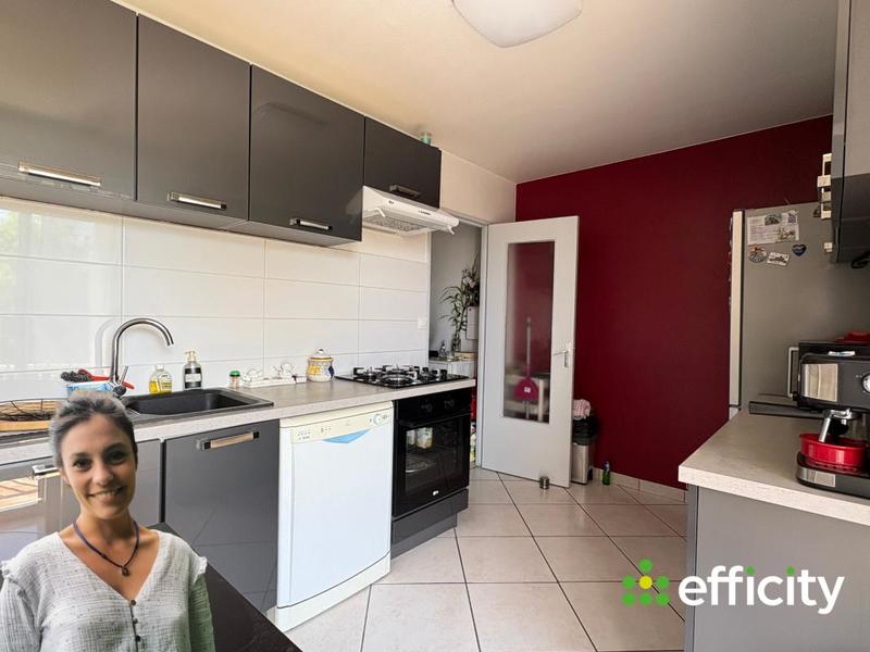 Appartement - 77 m² - 4 pièces