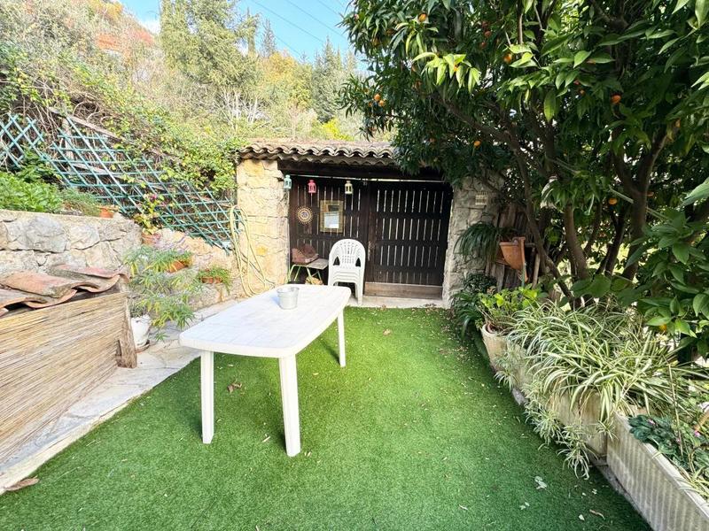 Villa - 200 m² - 6 pièces