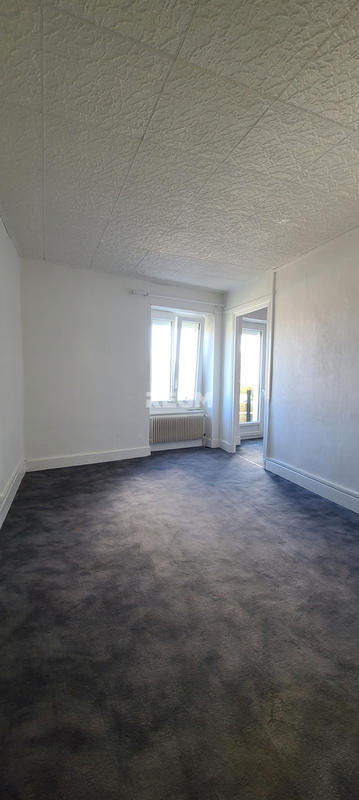 Maison - 158 m² - 7 pièces