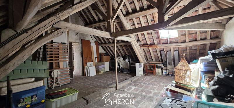 Maison - 373 m² - 10 pièces