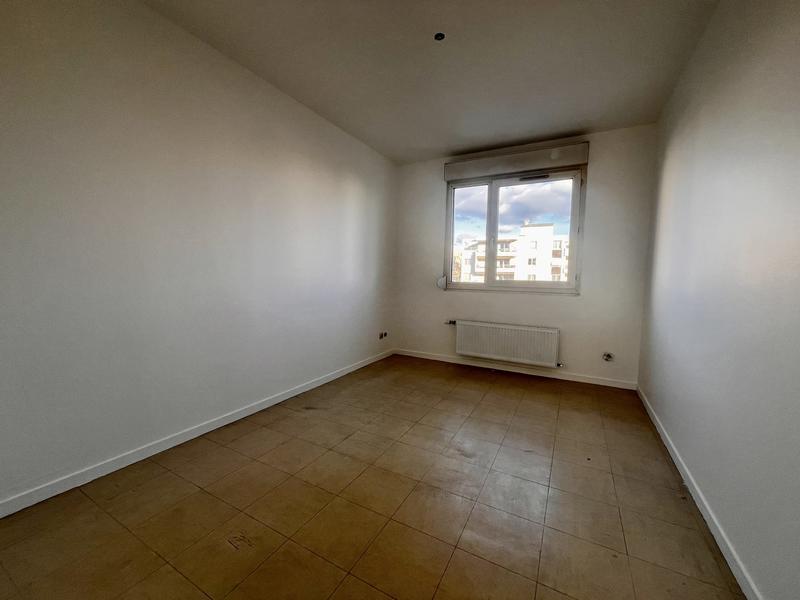 Appartement - 79 m² - 4 pièces