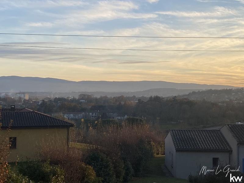 Maison - 109 m² - 5 pièces