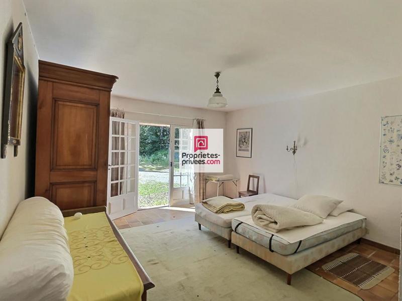 Maison - 190 m² - 5 pièces