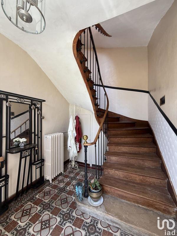 Maison - 496 m² - 14 pièces