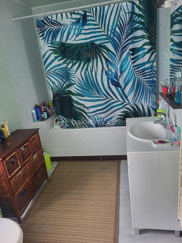 Maison - 179 m² - 8 pièces