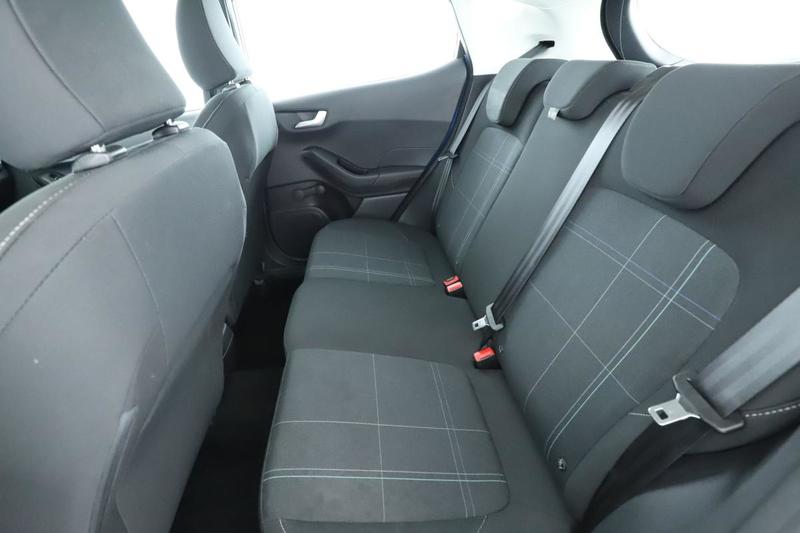 Ford Fiesta 1.1 Cool &amp; Connect 5p 85 ch