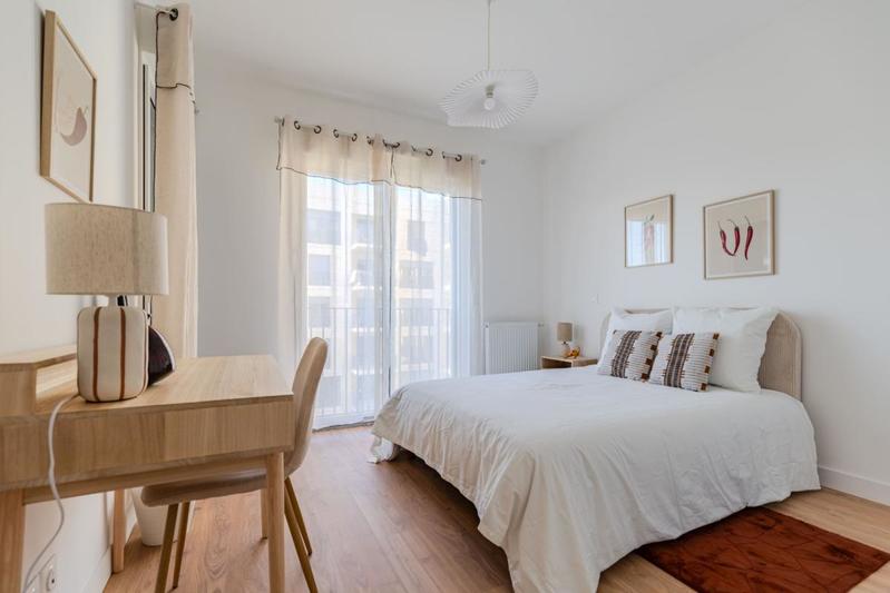 Chambre - 13 m² - 1 pièce