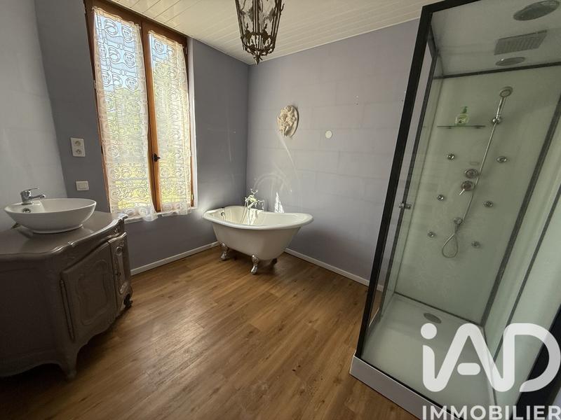 Maison - 170 m² - 6 pièces