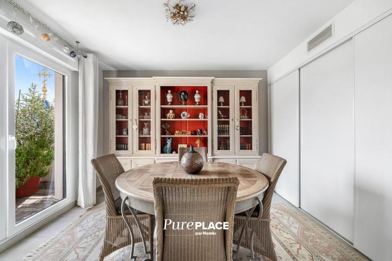 Appartement - 110 m² - 4 pièces