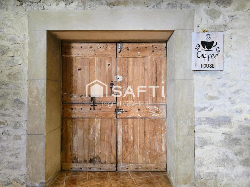 Maison - 322 m² - 9 pièces