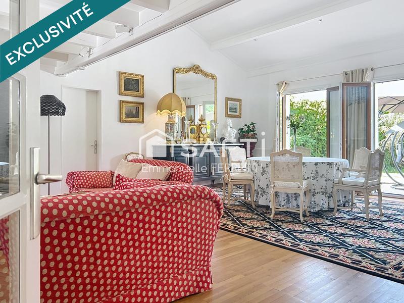 Maison - 291 m² - 8 pièces