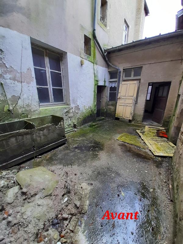 Maison - 200 m² - 8 pièces