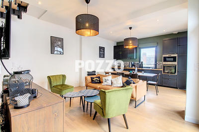 Maison - 141 m² - 6 pièces