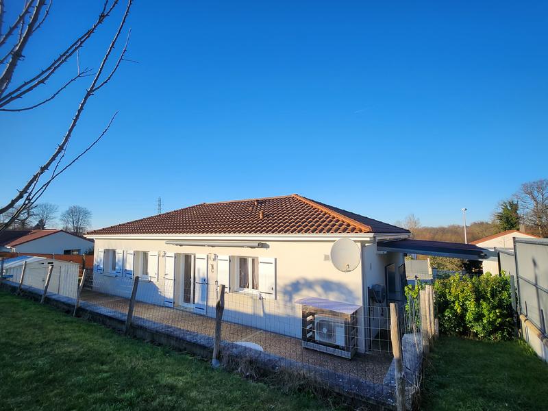 Maison - 90 m² - 5 pièces