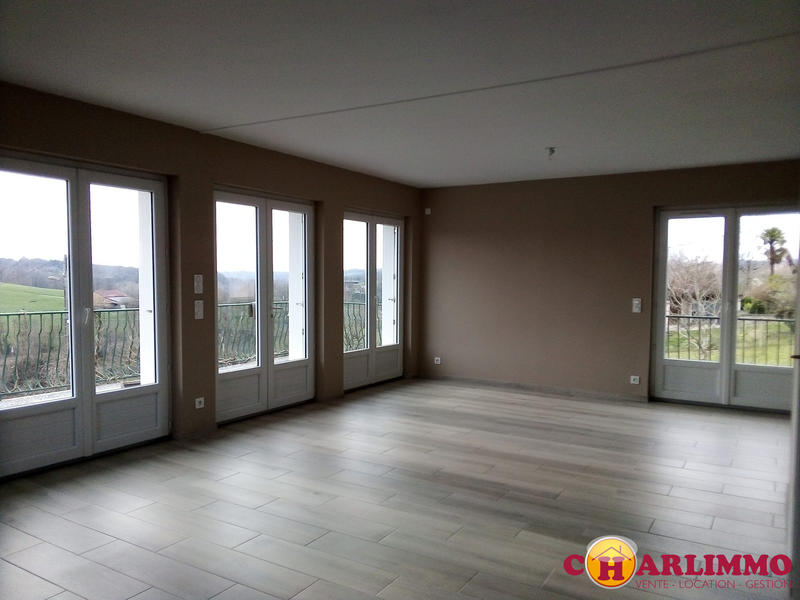 Maison traditionnelle - 129 m² - 4 pièces