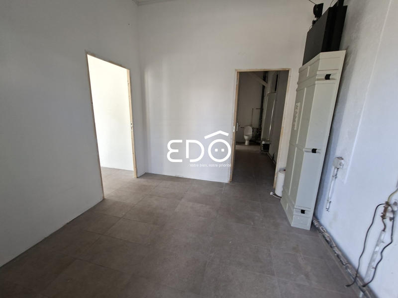 Local d'activités - 120 m²